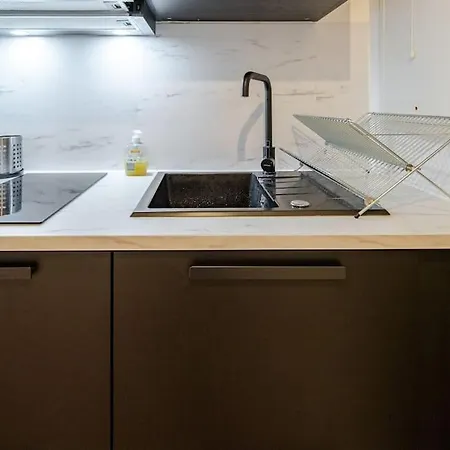 Magnifique 2 Pieces Avec Terrasse Et Grand Jardin Apartment Saint-Ouen (Seine-Saint-Denis)