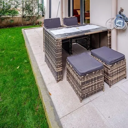 Apartment Magnifique 2 Pieces Avec Terrasse Et Grand Jardin