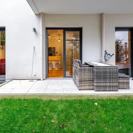 Magnifique 2 Pieces Avec Terrasse Et Grand Jardin Apartment