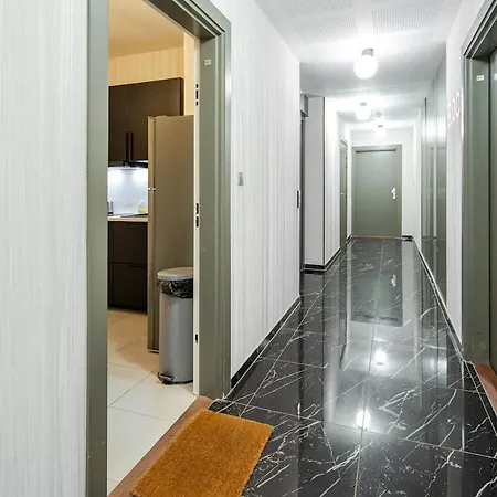 Magnifique 2 Pieces Avec Terrasse Et Grand Jardin Saint-Ouen