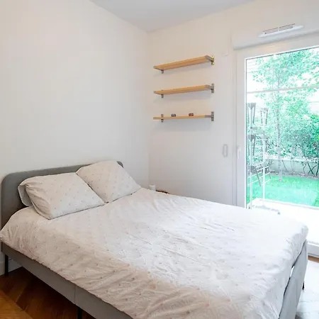 Magnifique 2 Pieces Avec Terrasse Et Grand Jardin Apartment Saint-Ouen (Seine-Saint-Denis)