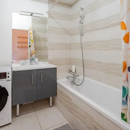 Apartment Magnifique 2 Pieces Avec Terrasse Et Grand Jardin
