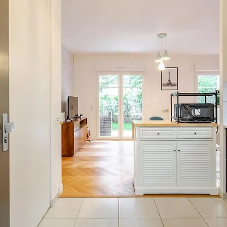 Magnifique 2 Pieces Avec Terrasse Et Grand Jardin Apartment *